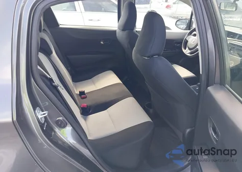 2012 Toyota Yaris Le z USA, uszkodzony, nr VIN JTDKTUD35CD520932